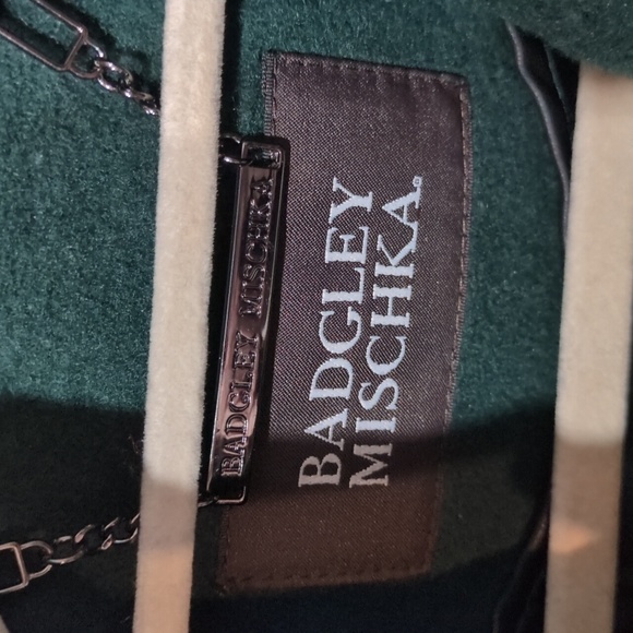 Badgley Mischka Women's Green Coat - Picture 5 of 10